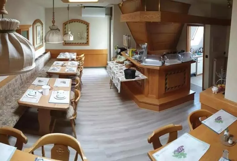 בית מלון כפרי Restaurant Paelzer Buwe