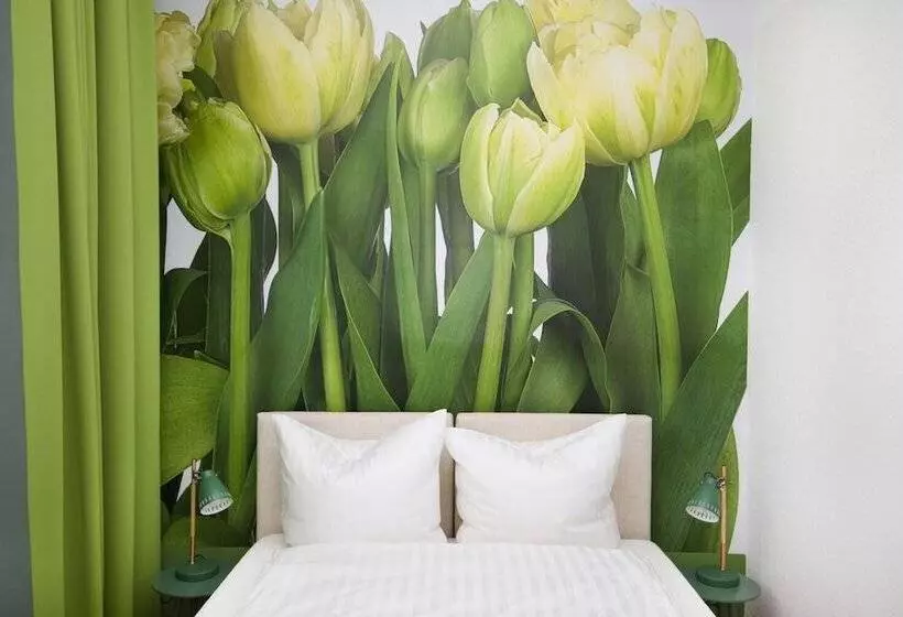 هتل Reverey  Kontaktloser Self Check In