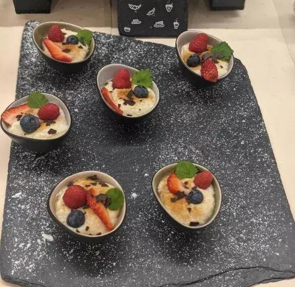 ホテル Rheinauer Hof Bed & Breakfast