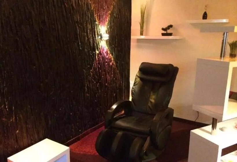 Otel Zum Rosengarten