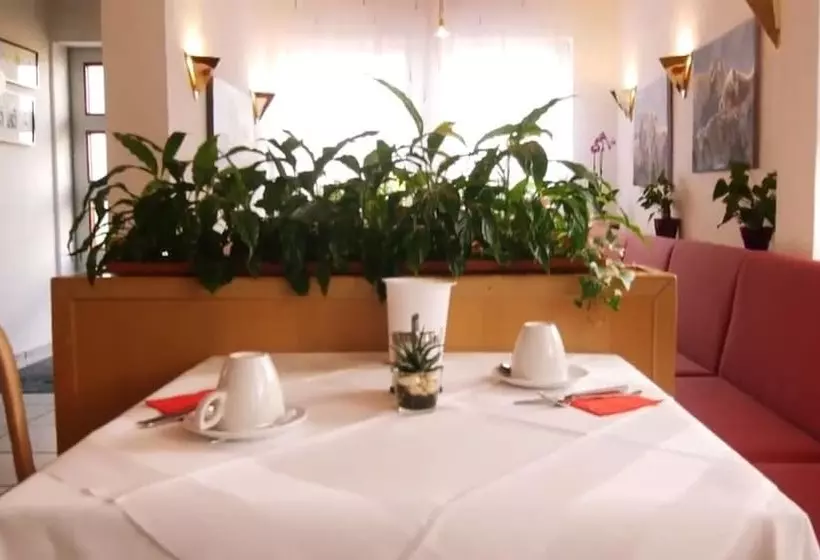 호텔 Zum Treuen Bartel