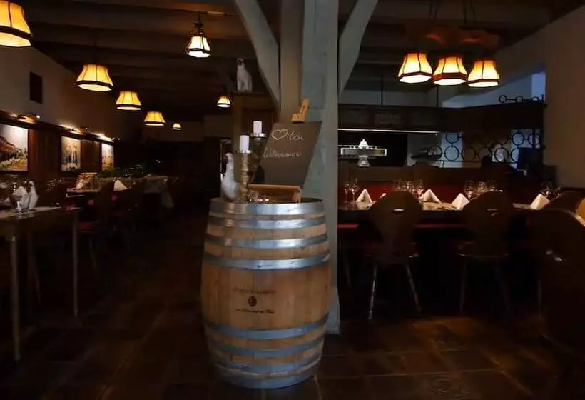 호텔 Zum Treuen Bartel