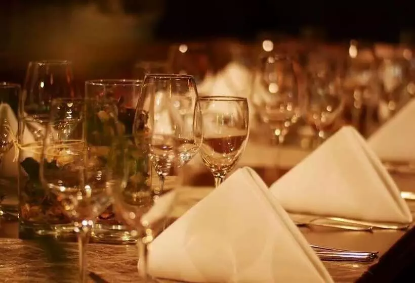 호텔 Zum Treuen Bartel