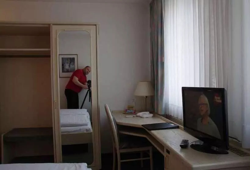 호텔 Zum Treuen Bartel