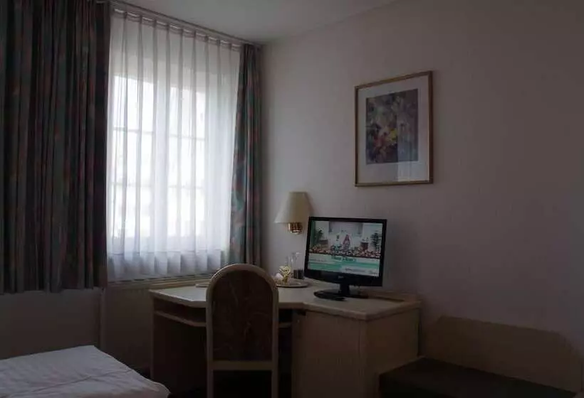 호텔 Zum Treuen Bartel