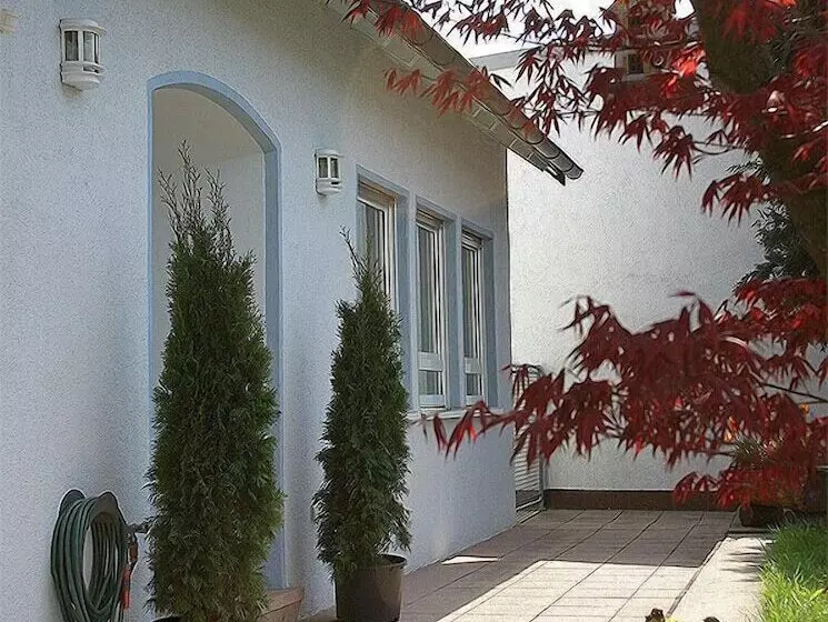 Отель Zur Schwabenschanke