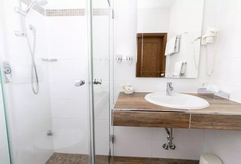 Land Gut Hotel Rohdenburg