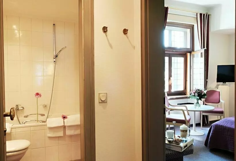 Malteser Komturei Hotel / Restaurant