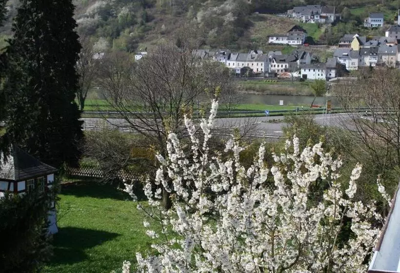 Mosel Weinhotel Steffensberg