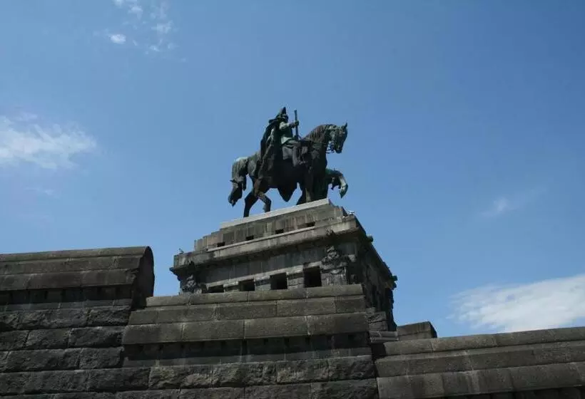 Mosel Weinhotel Steffensberg