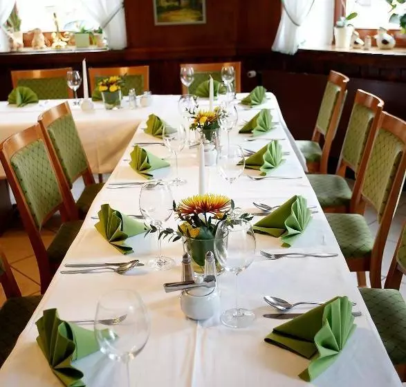 ペンション Gasthof Hillig