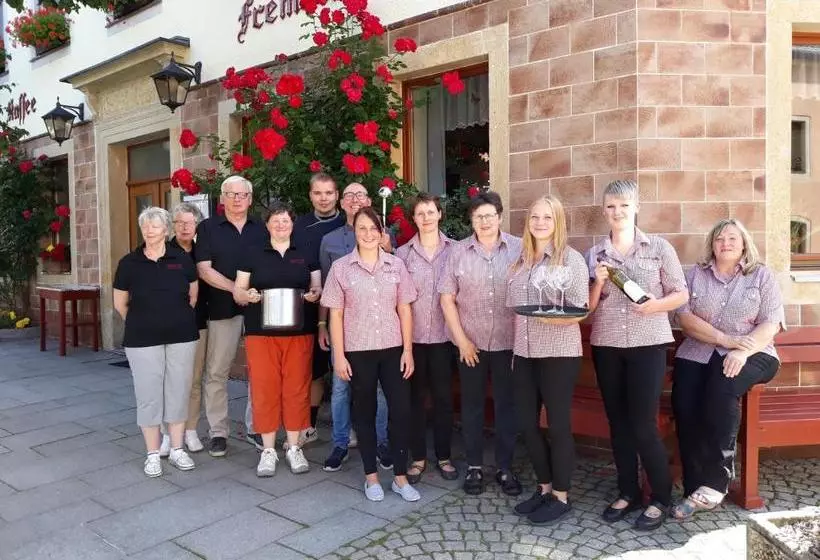 ペンション Gasthof Hillig