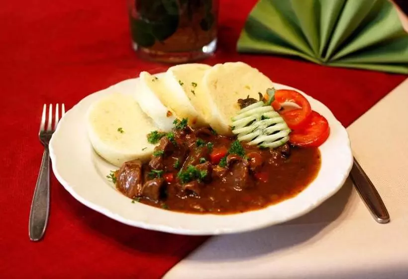 ペンション Gasthof Hillig