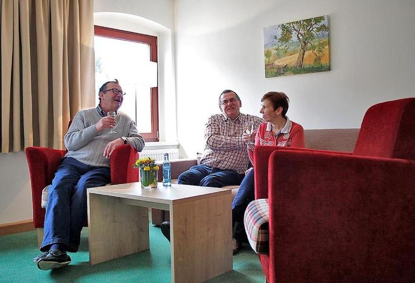 膳宿费 Gasthof Hillig