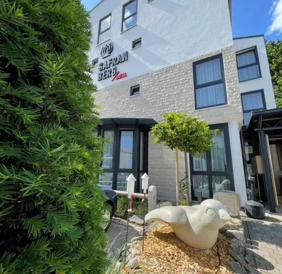 Safranberg Hotel & Sauna