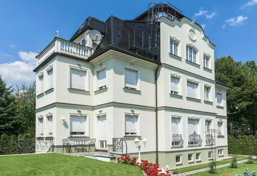 Villa Am Waldschlösschen