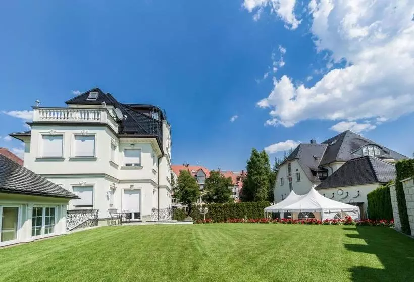 Villa Am Waldschlösschen