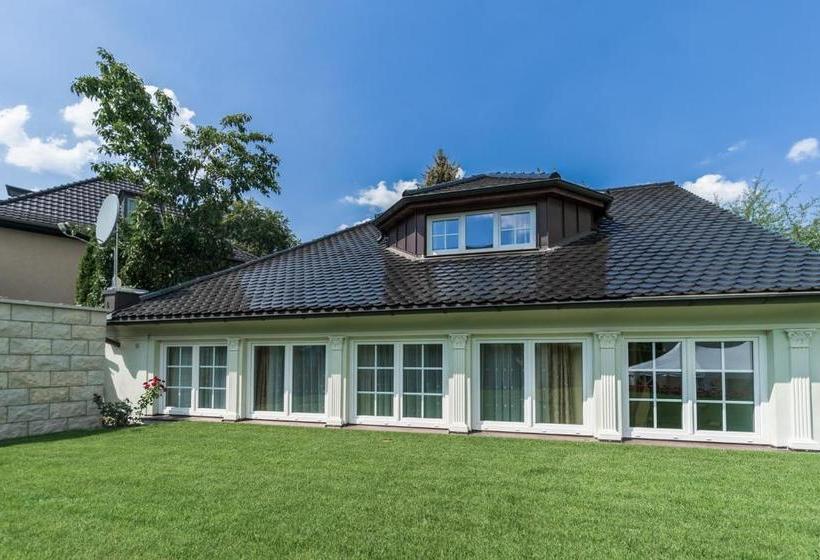 Villa Am Waldschlösschen