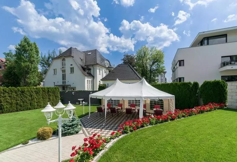 Villa Am Waldschlösschen