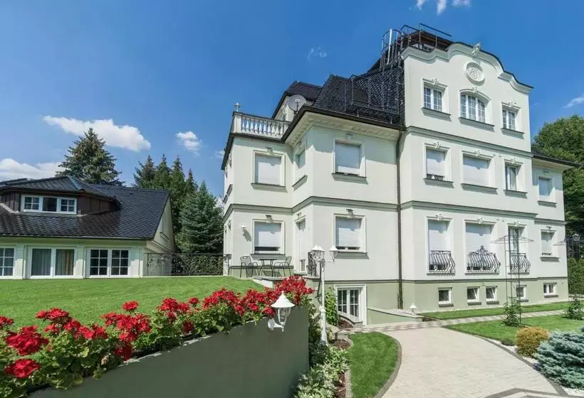 Villa Am Waldschlösschen