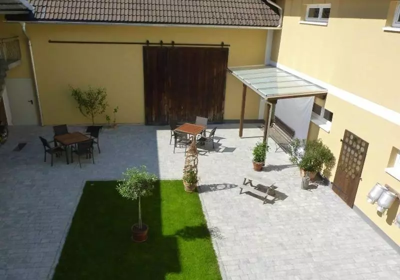 Am Bauernhof Wagnerfeld