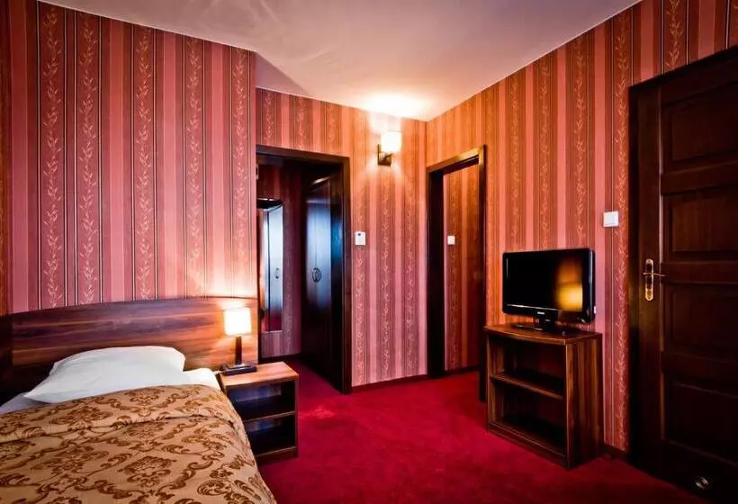 호텔 Dworski Galaktyczny Park