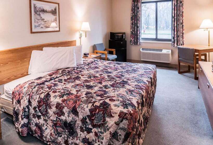 בית מלון כפרי Econo Lodge Inn & Suites