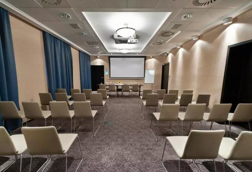 酒店 Fado Spa & Restaurant