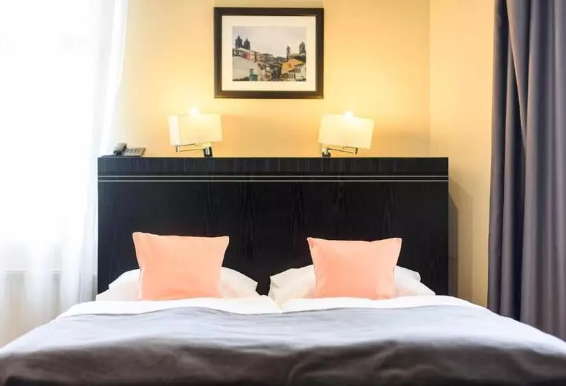 酒店 Fado Spa & Restaurant