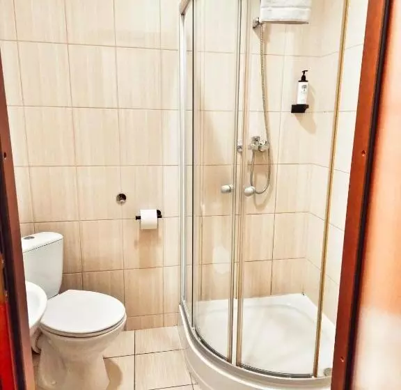 Отель I Restauracja W Luboniu