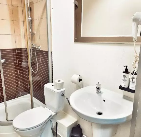 Отель I Restauracja W Luboniu