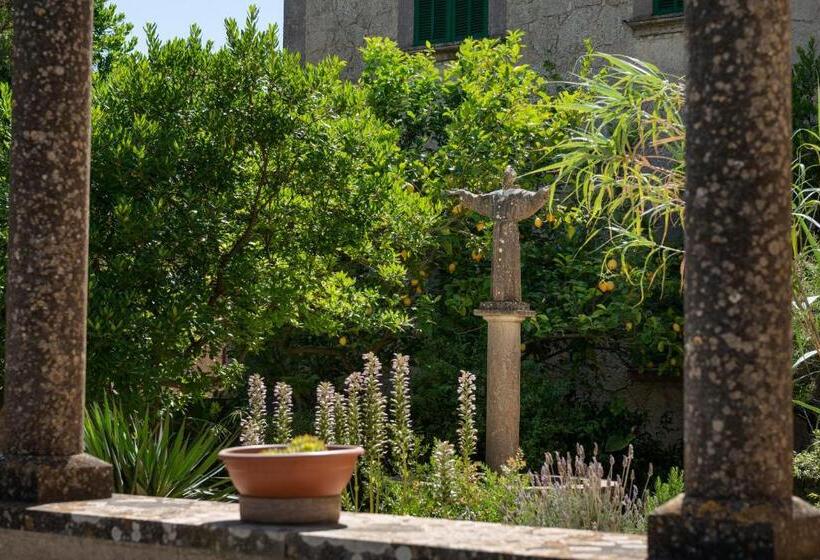 Сельский отель Santuari De Cura