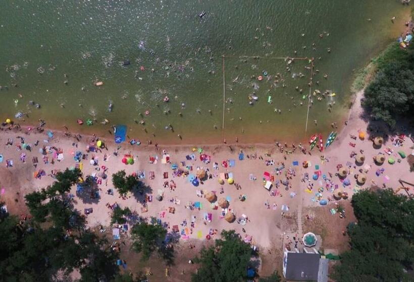 ホテル Senator Konferencje & Spa