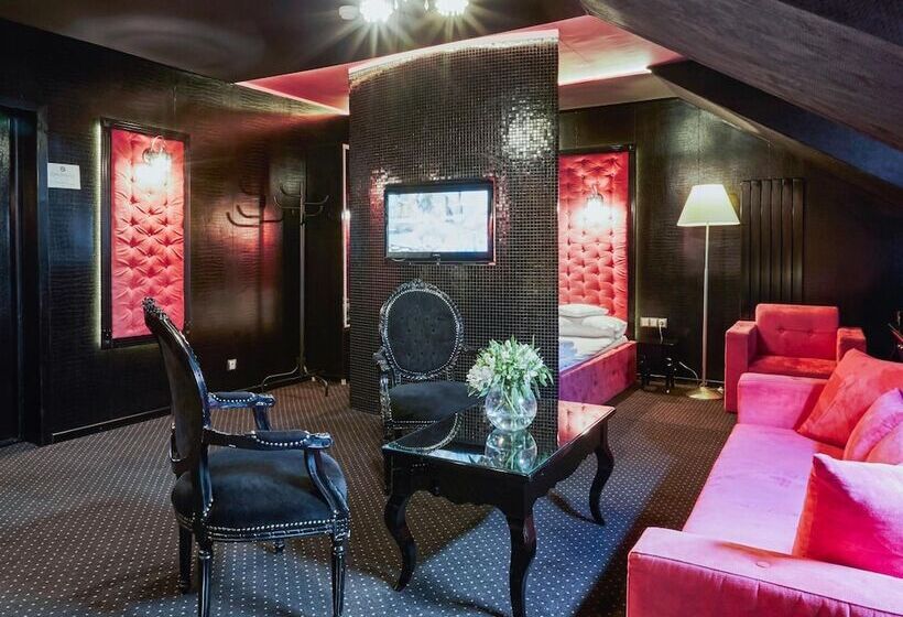 ホテル Senator Konferencje & Spa