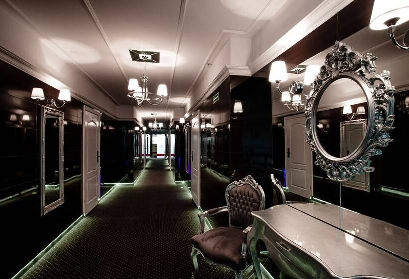 ホテル Senator Konferencje & Spa