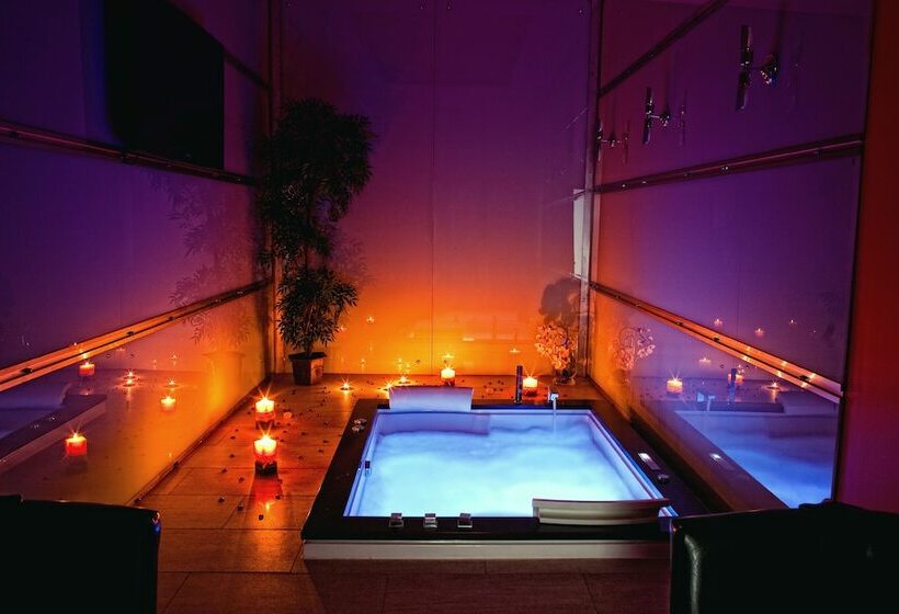 ホテル Senator Konferencje & Spa