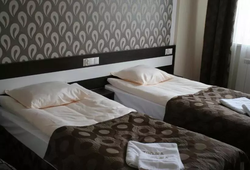 Hotel Trojka