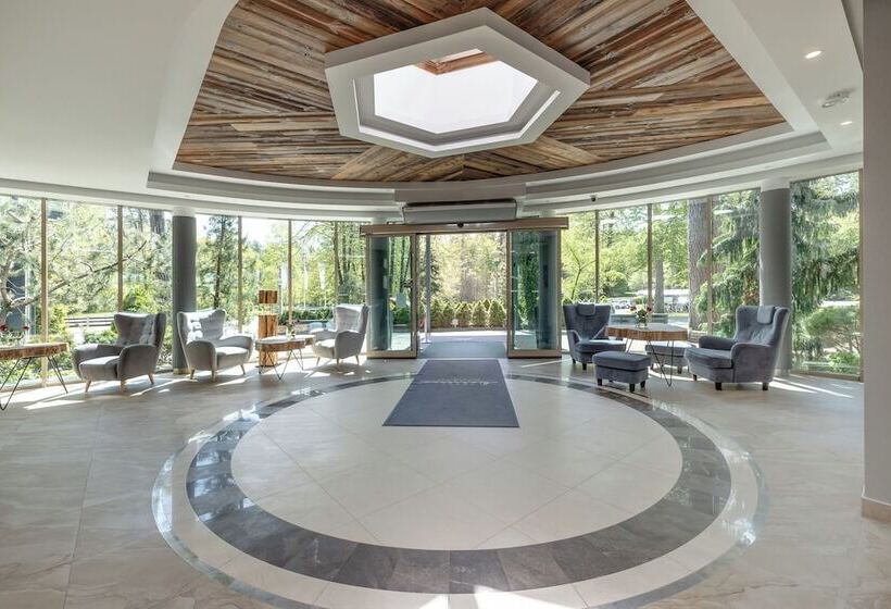 Отель Warszawa Spa & Resort