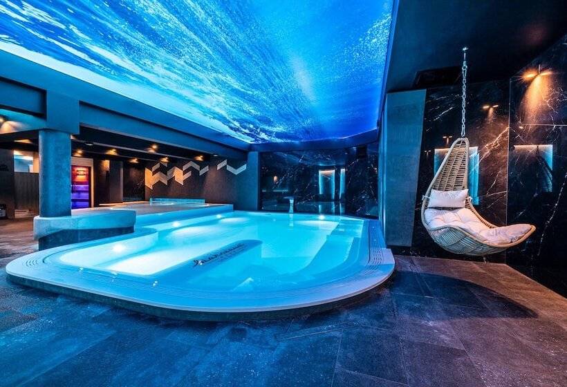 Отель Warszawa Spa & Resort