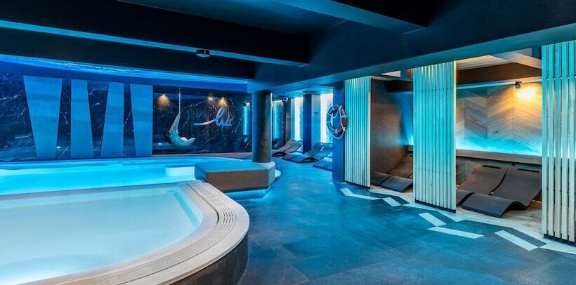 Отель Warszawa Spa & Resort