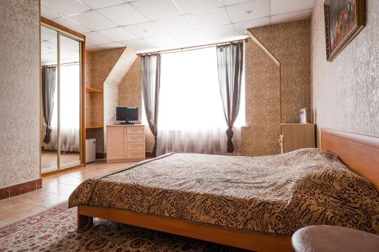 Отель Zharptitsa