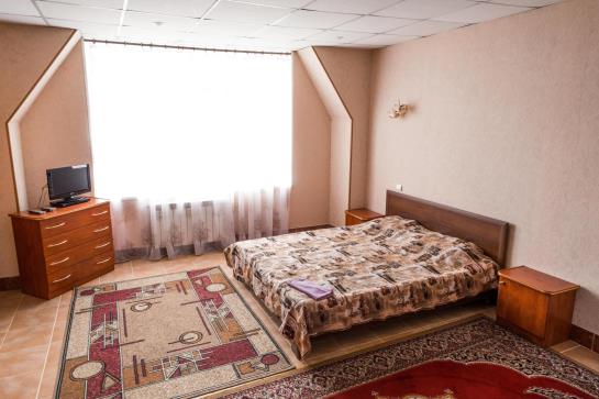 Отель Zharptitsa