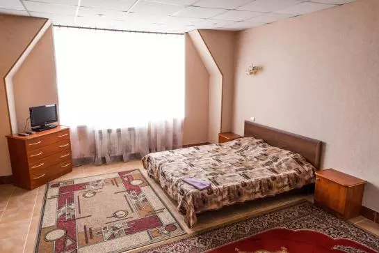 Отель Zharptitsa