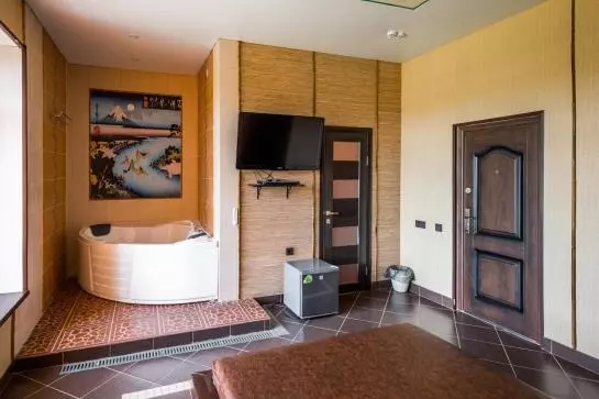 Отель Zharptitsa