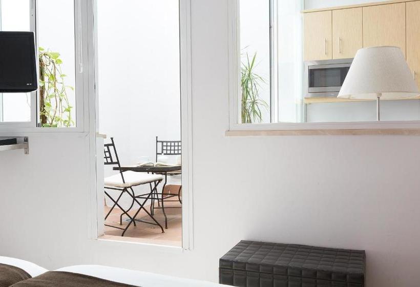 Puerta Catedral Studios