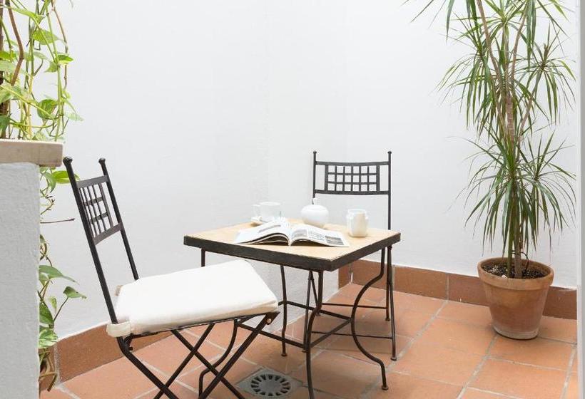 Puerta Catedral Studios