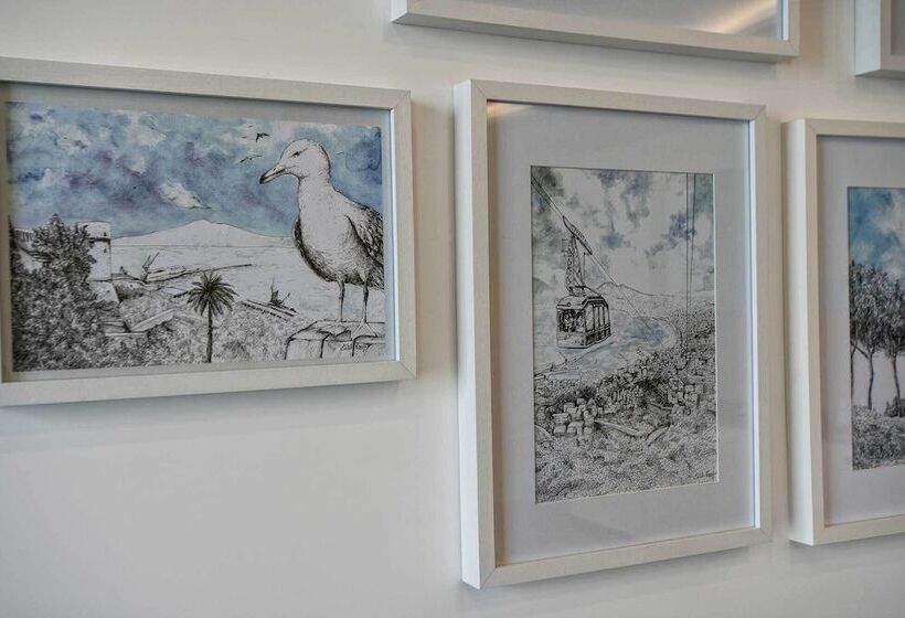 هتل Charme En Bleu