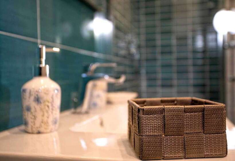 هتل Charme En Bleu