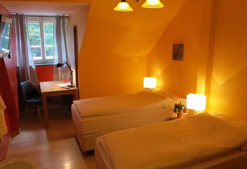 ホテル Gasthof Bären Aarburg Last Check In 2100 Pm