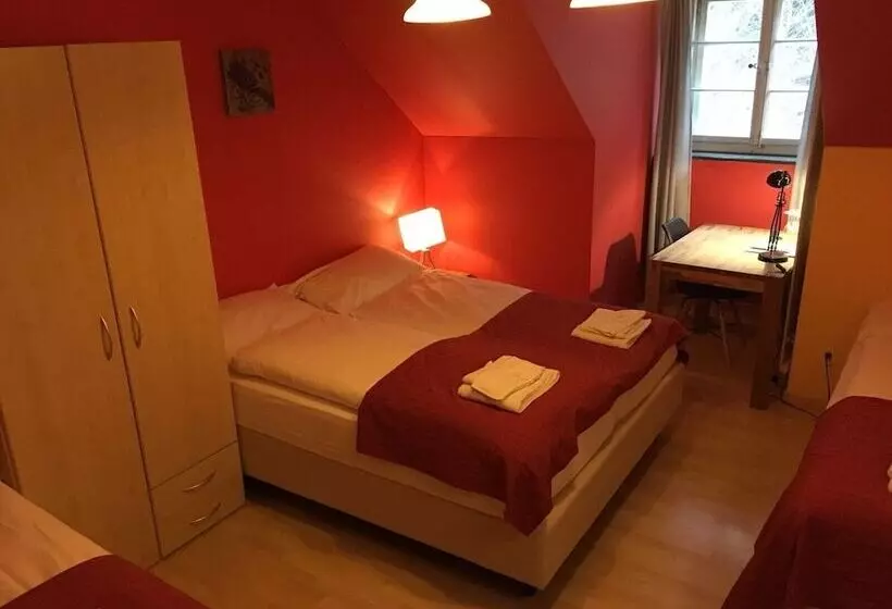 ホテル Gasthof Bären Aarburg Last Check In 2100 Pm